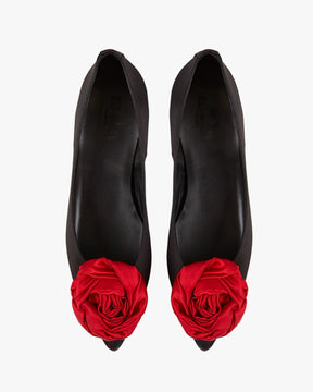 Bloom black