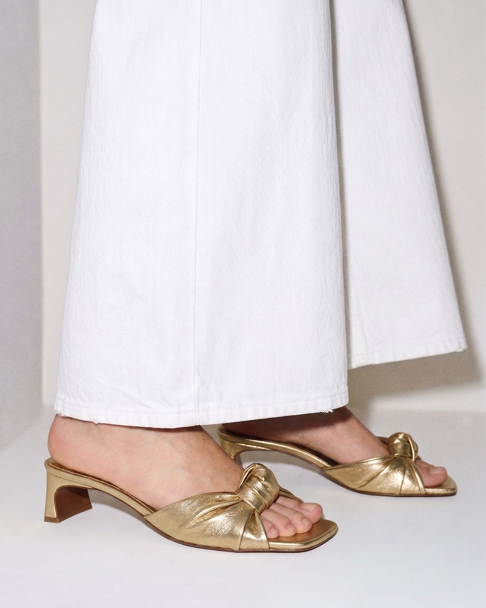 Sandalias knot gold