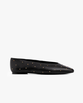 Bailarinas Moon negras con tachuelas, vista frontal