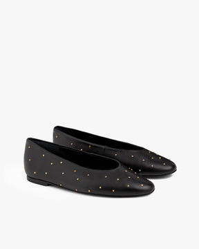 Bailarinas Moon negras con tachuelas, detalle de producto