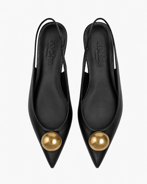Zapatos Muse Matilda negros con broche dorado intercambiable