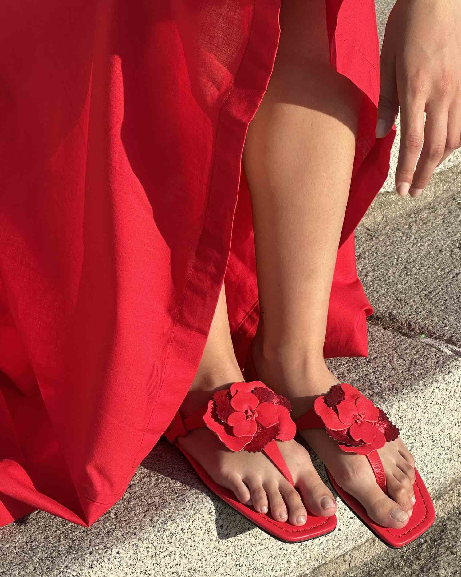 Flower red sandals