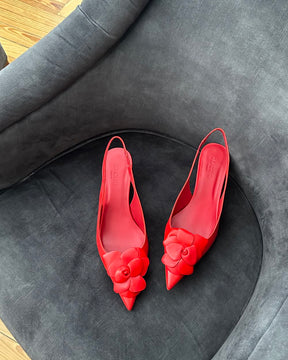 Muse flower red