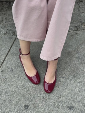 Dance burgundy